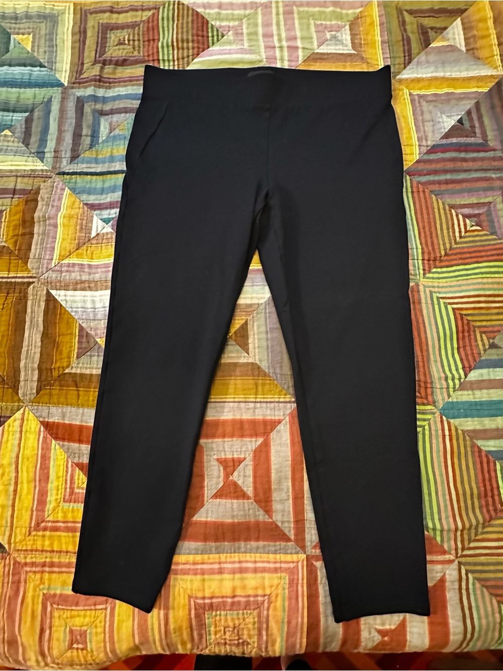 Ann Taylor Black Ponte Ankle Leggings